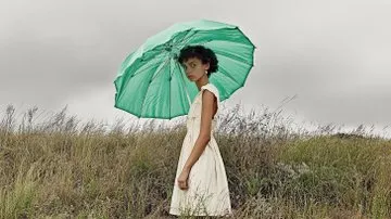 Retro Elegance with a Modern Twist - Пример 4