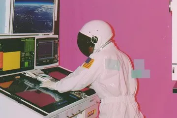 Retro Glitch in Flight - Пример 4