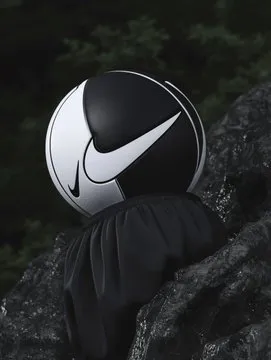 Sleek Urban Noir - Пример 3