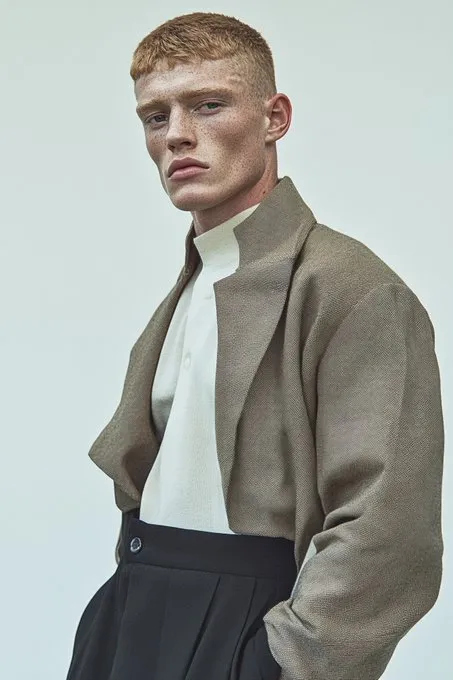 Contemporary Minimal Elegance - Пример 2