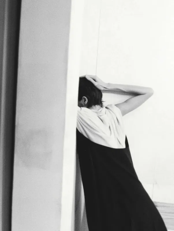 Blurred Monochrome Emotion - Пример 3