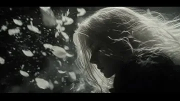 Moody Cinematic Collage - Пример 3